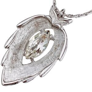 VTG Signed Sarah Coventry Necklace Silver Tone Leaf Pendant 1960s Marquise